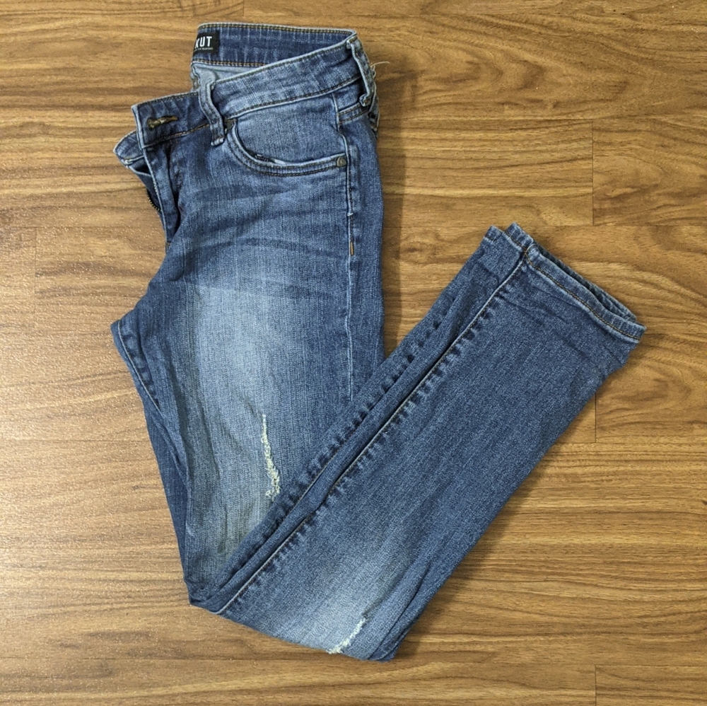 Kut from the kloth medium wash straight jeans